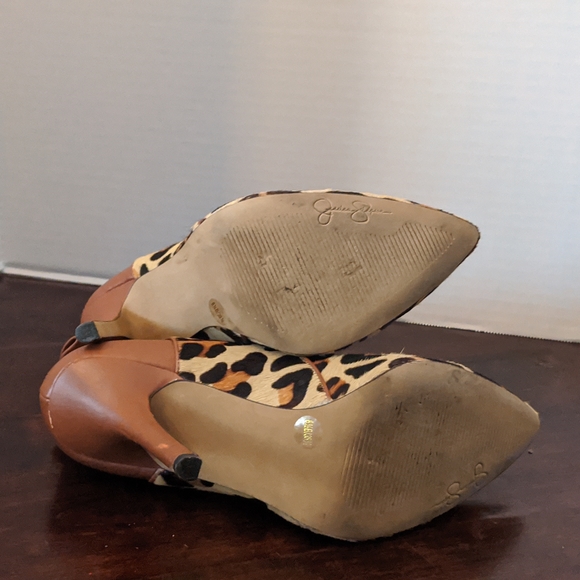 Jessica Simpson leopard print heels - Picture 6 of 8